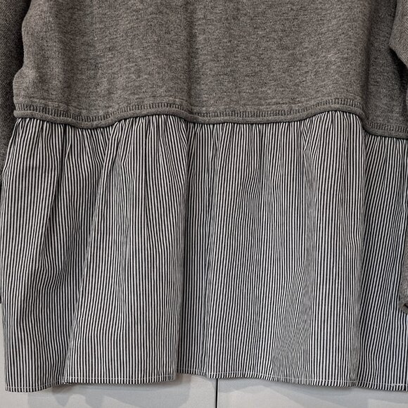 Moon & Madison Anthropologie Women’s L ¾ Sleeve Gray Sweater w/ Striped Sweep - Picture 3 of 5